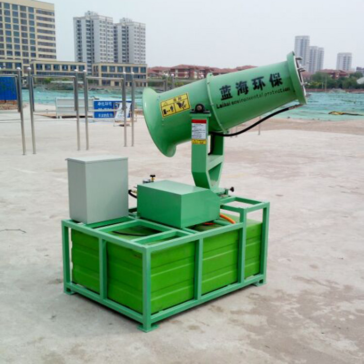 新型除塵噴霧機(jī)